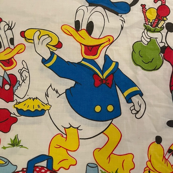 Vintage Walt Disney Mickey & Friends Large Pillowcase - Picture 8 of 11